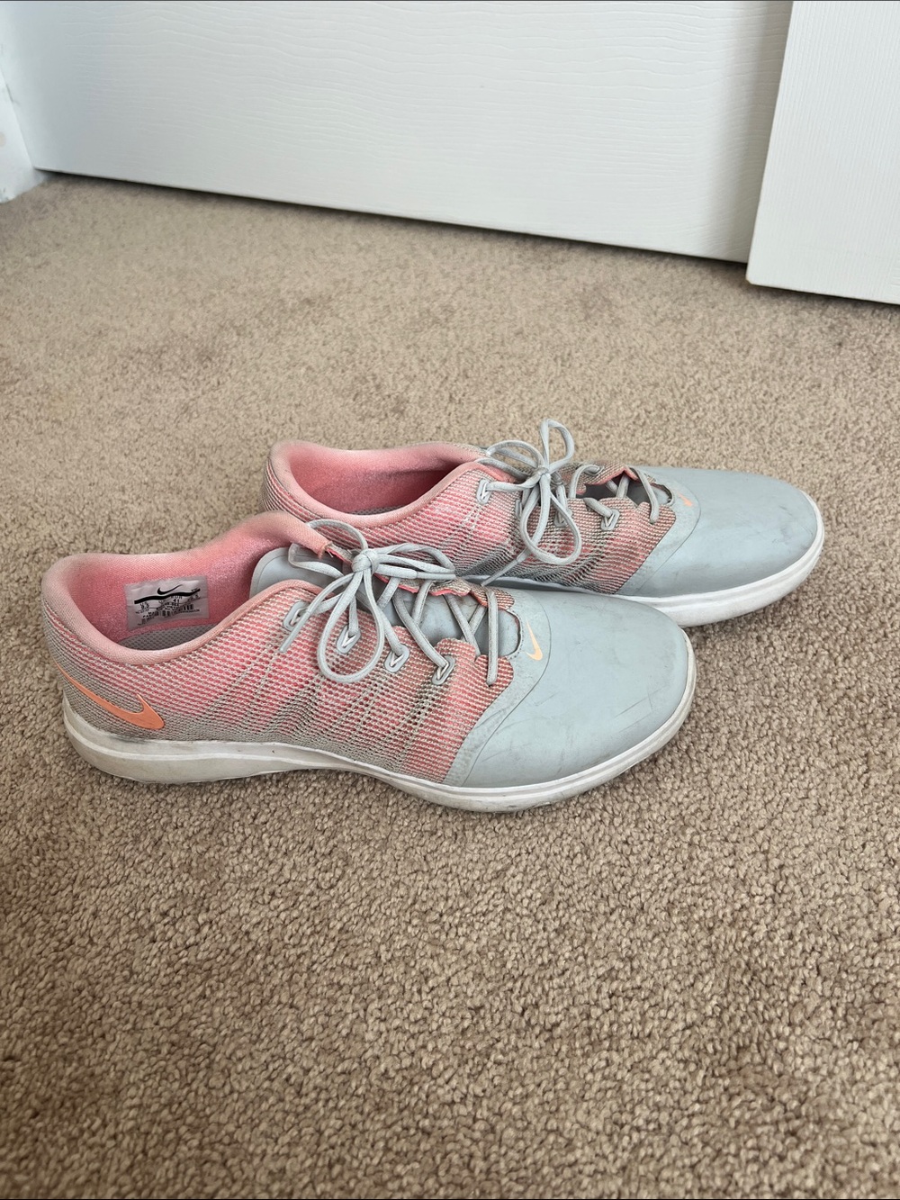 Nike Women's Pink and Light Gray Golf Shoes